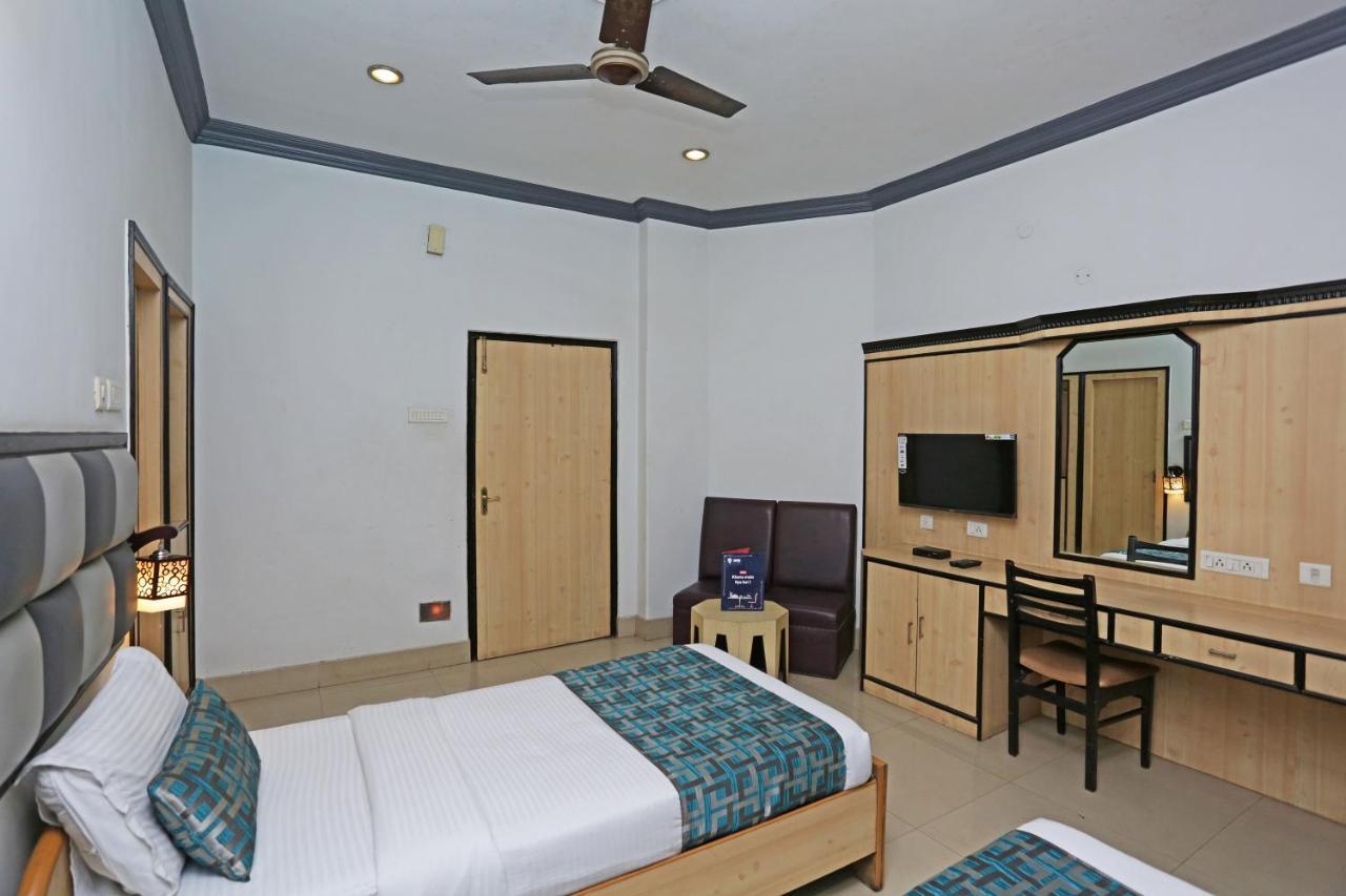 Homely Raj Kolkata Exterior photo